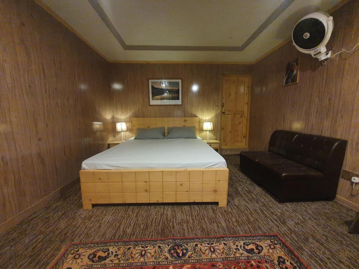 Sehrish Guest House Skardu Exteriör bild