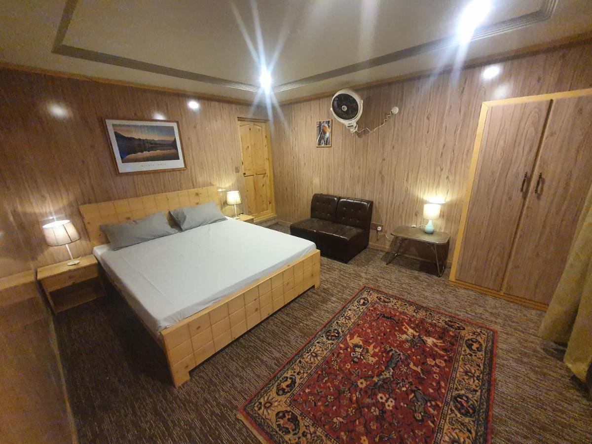 Sehrish Guest House Skardu Exteriör bild